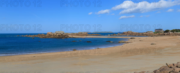 france, région Bretagne, Côtes d'Armor, côte de granit rose, Trégastel,, presqu'ile Renote,