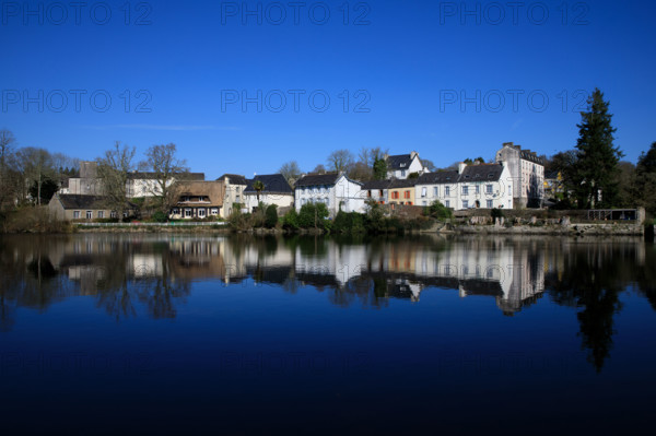 FRance, région Bretagne, Finistère, Huelgoat, les rochers, cahos de huelgoat, lac