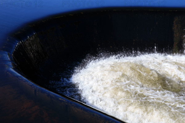 FRance, région Bretagne, Finistère, Huelgoat, les rochers, cahos de huelgoat, lac