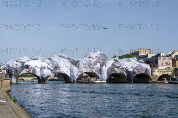 Artwork "La Caverne du Pont Neuf", by JR