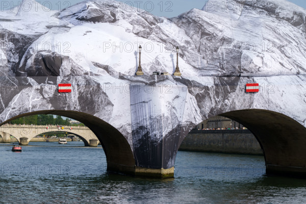 Artwork "La Caverne du Pont Neuf", by JR
