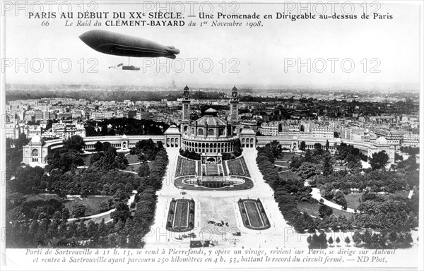 Une promenade en dirigeable au dessus de Paris