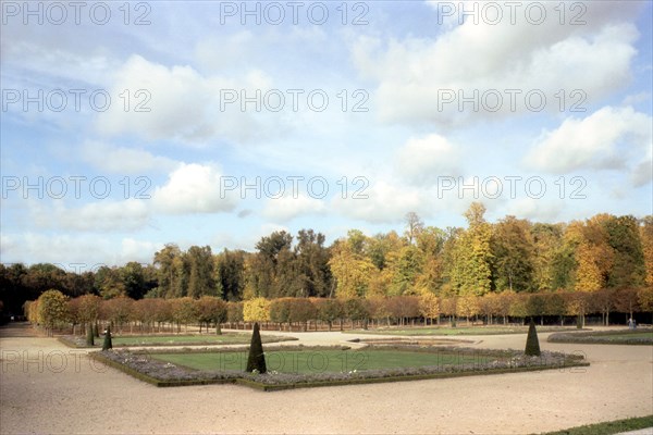 Versailles.  Large Trianon.  Gardens in autumn.