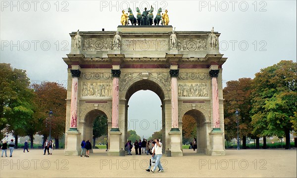 Paris. The Arc triumphal of Carrousel