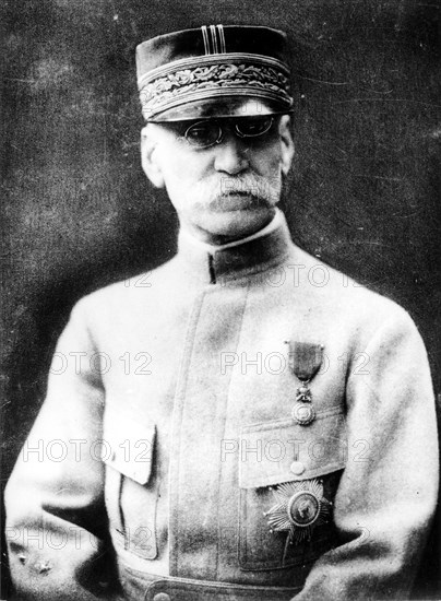 June first, 1916.  The Galliéni General.