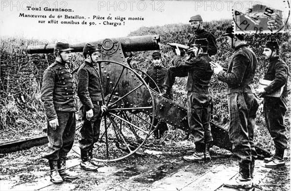 Guerre de 1914-1918 . Manoeuvres du 6eme bataillon