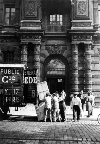 Août 1939. Les œuvres d'art du Louvre sont mises en sûreté