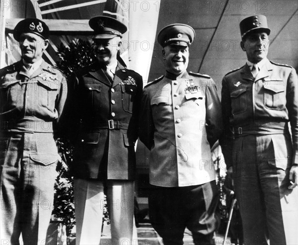 Berlin - Les alliés - Eisenhower, Montgomery, de Lattre, Joukov