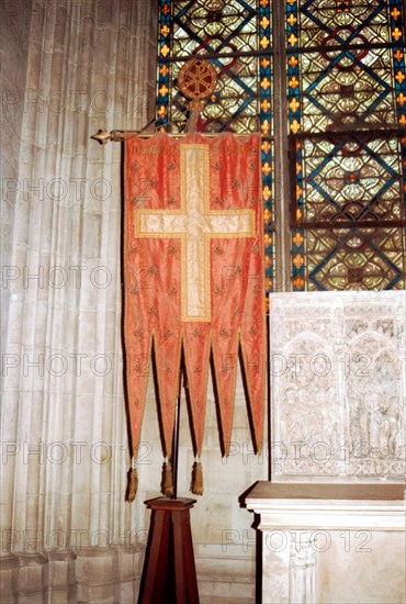 Oriflamme vermeil de Saint-Denis  (XIIe- XVe siècles)