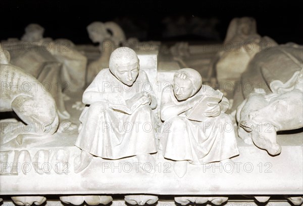 Grave of Count of Alençon's son (detail)