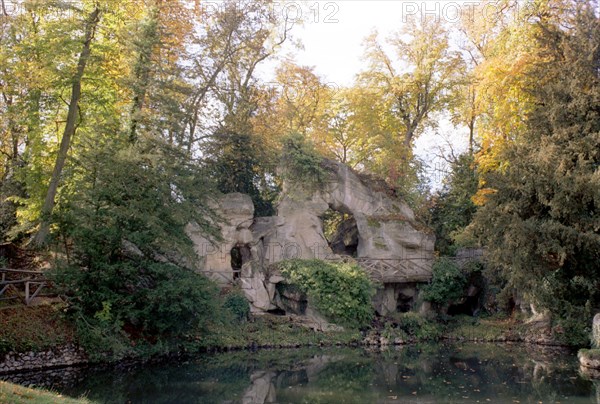 Versailles, le Rocher de l'Escargot au Belvédère du Trianon