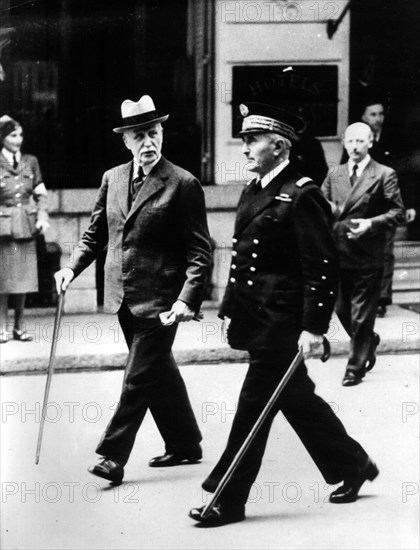 Le maréchal Pétain et l'amiral Darlan