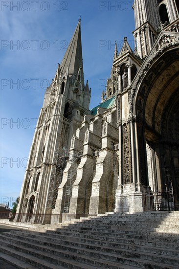 Chartres.