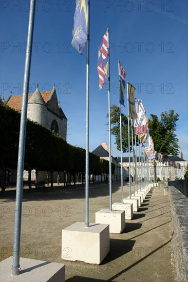 Chartres.