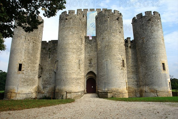 Château de la Roquetaillade.