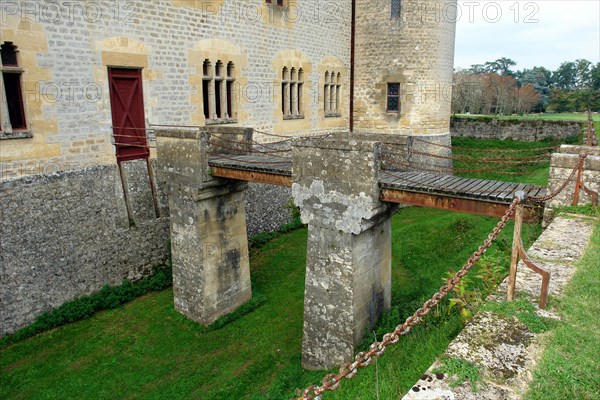 Château de la Roquetaillade.