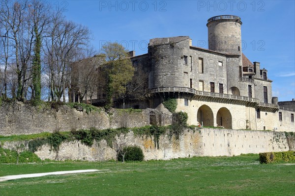 Duras castle