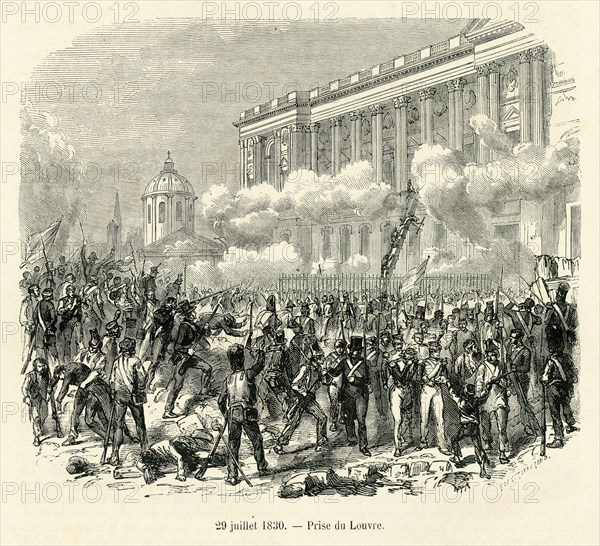 29 juillet 1830. Prise du Louvre. 27-29 juillet : Révolution de juillet. Des barricades sont élevées dans la capitale. Les Trois Glorieuses, journées d’émeutes des 27, 28, 29 juillet. La défense du régime, organisée par Marmont, échoue : manque d’effectifs, mauvaise coordination et manque d’approvisionnement des troupes. Les combats font 800 morts et 4500 blessés du côté des insurgés, 200 morts et 800 blessés de celui de l’armée. La Révolution est le fait du petit peuple (boutiquiers, manœuvres ou domestiques). Le repli des troupes royales laisse le pouvoir vacant dans la capitale. Charles X, isolé à Saint Cloud, remplace trop tard Polignac par le libéral duc de Montemart. Il abdique en faveur du fils posthume du duc de Berry, le comte Henri de Chambord.