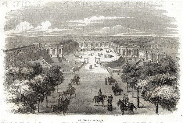 Le Grand Trianon a été construit pendant le règne de Louis XIV. Il est inscrit au patrimoine mondial de l’UNESCO depuis 1979. En 1670, Louis XIV décide de raser le village de Trianon, au nord-ouest du parc de Versailles, pour y construire un bâtiment qui lui permettrait de fuir la cour. C’est Louis Le Vau qui est chargé de cette construction : il choisit d’habiller les murs de faïence de Delft. Le jardin offre déjà de jolis parterres de fleurs. Louis XIV venait y prendre des collations en compagnie de Madame de Montespan. Mais le « Trianon de Porcelaine » est fragile et un nouveau projet voit le jour en 1687 : le Grand Trianon, ou Trianon de marbre, selon les plans de Jules Hardouin-Mansart. Il suivra les indications du roi qui s’intéressa de près aux travaux. L’empereur Napoléon occupe et remeuble le Trianon. Louis-Philippe le fait restaurer. Il sert aujourd’hui de cadre aux réceptions officielles de la République. Gravure 19e.