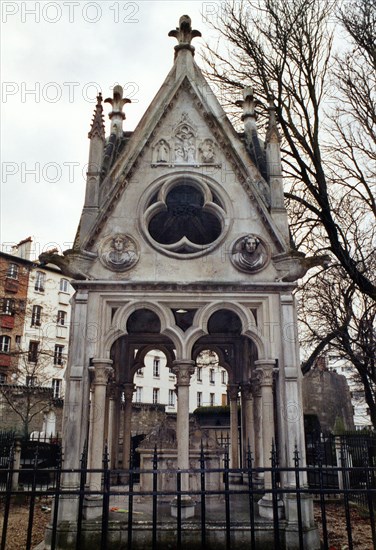 Pere Lachaise Cemetry