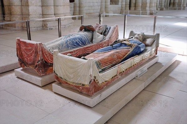 Gisants d'Aliénor d'Aquitaine et Henri II Plantagenêt