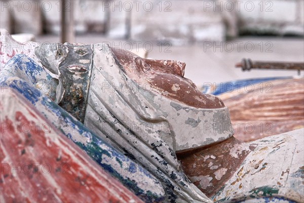 Recumbent statue of Alienor of Aquitaine