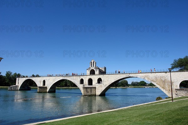 Le pont Saint-Bénézet,