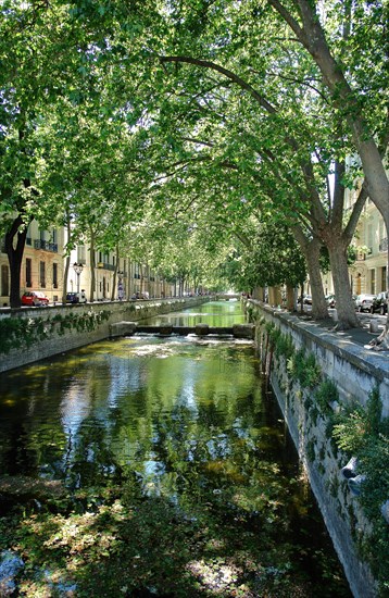 Canal à Nimes