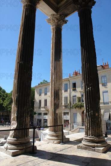 La Maison Carrée