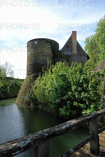 Chateau du Plessis -Macé