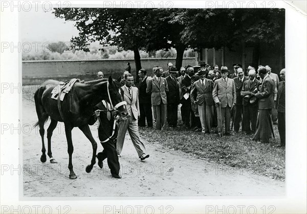 Pétain au Grand Prix de Vichy, 1941