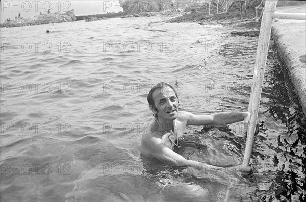 Charles Aznavour en vacances à La Napoule