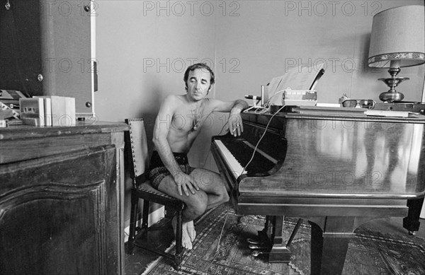 Charles Aznavour en vacances à La Napoule