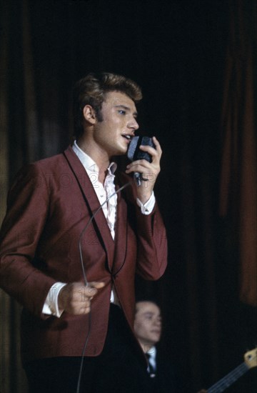 Johnny Hallyday in concert, 1964