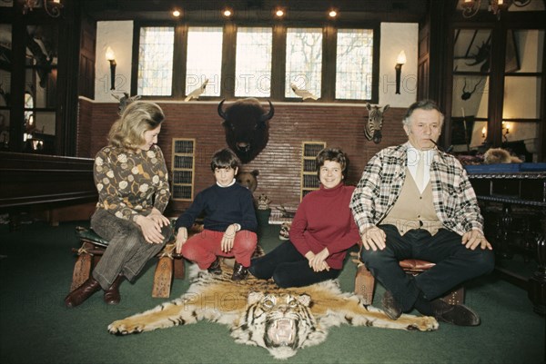 Jean Richard with family, 1969