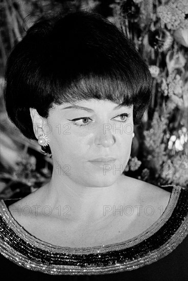 Régine, 1965