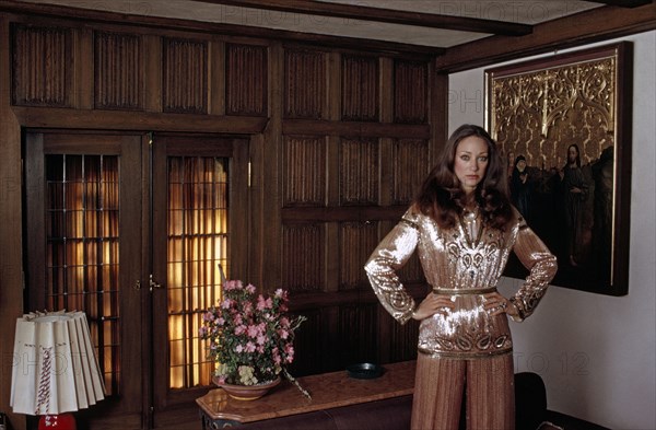 Marisa Berenson, 1975