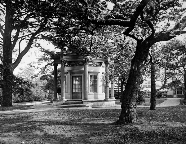 Temple of the Sun, Kew Gardens, Richmond, London, before 1916
