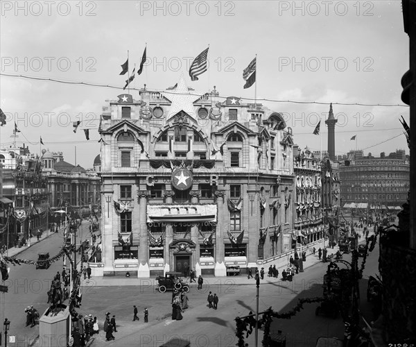 Offices of the White Star Line, Cockspur Street, London, 1911