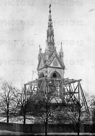 Albert Memorial, Kensington Gardens, Westminster, London, c1870. Creator: Unknown.