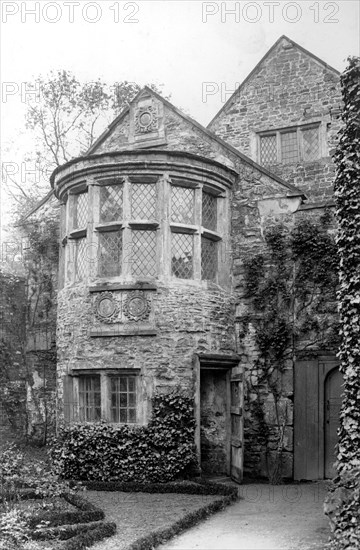 Gazebo at Barlborough Hall, Barlborough, Derbyshire, c1900