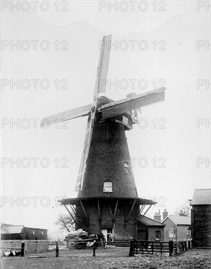 Rayleigh windmill, Essex, 1907