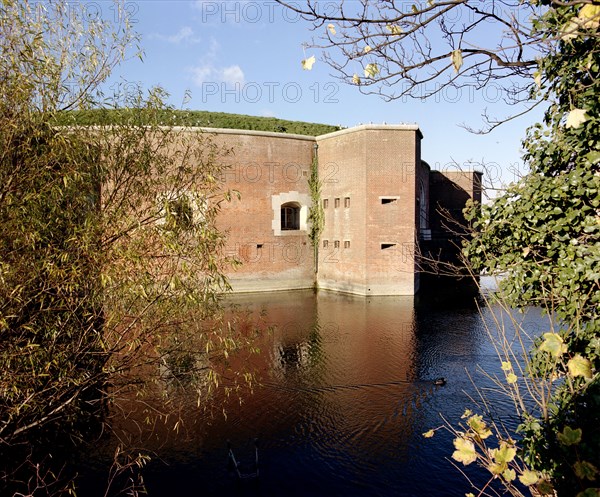 Fort Brockhurst, Gunners Way, Gosport, Hampshire, 2000