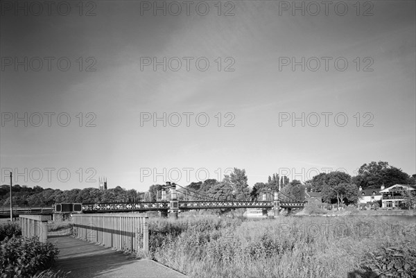 Ferry Bridge footbridge, Burton-upon-Trent, Staffordshire, 2000