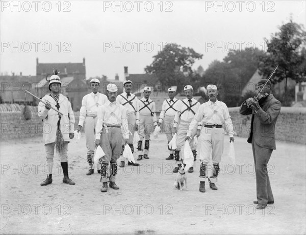 Morris dancers outside the Chequers public house at Headington Quarry, 1898