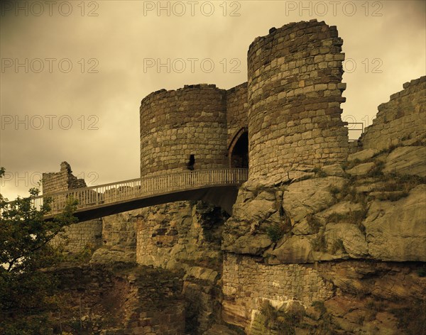 Inner Bailey entrance, Beeston Castle, Cheshire, 1986