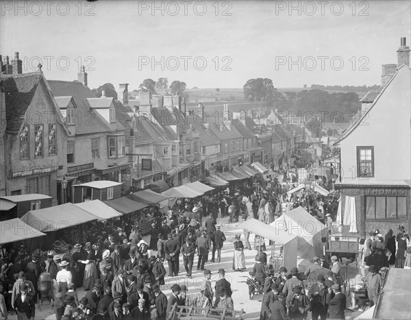 High Street, Burford, Oxfordshire, 1895