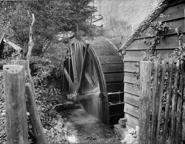 Old Mill, Chipping Campden, Gloucestershire, 1900