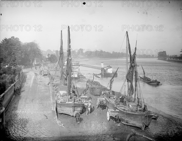 Putney Wharf, Putney, Greater London, 1895