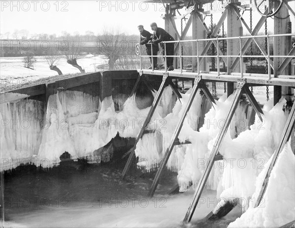 The Twelve Week Frost, Sandford Weir, Sandford-on-Thames, Oxfordshire, 1895